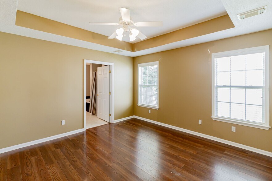 Building Photo - 2014 Inverness Pkwy