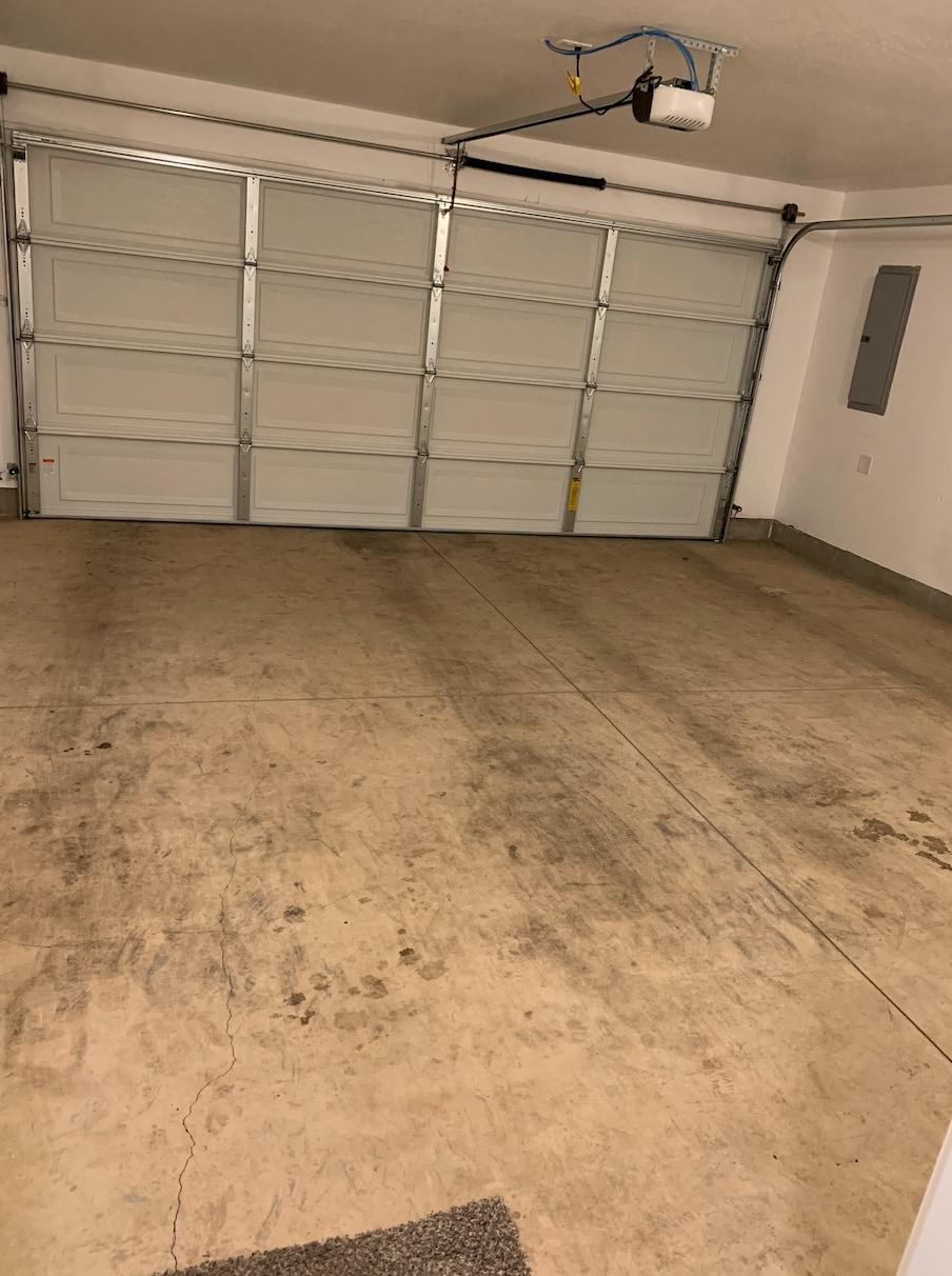 Garage 1 - 1673 Grand Ave
