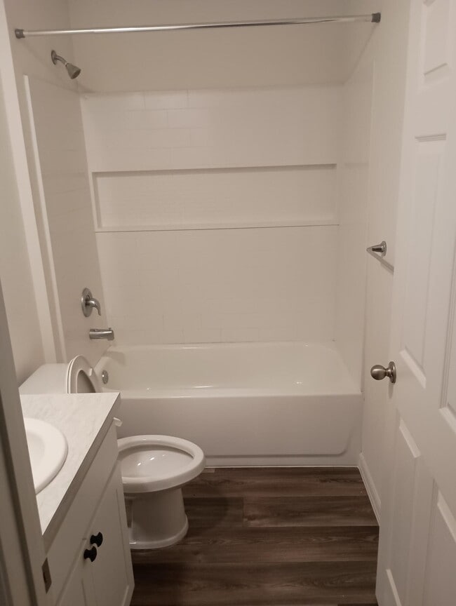 Building Photo - 357 SE Starfish Ave