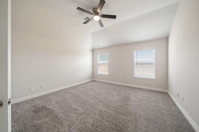 Building Photo - 22642 Rosebush Hl Rd