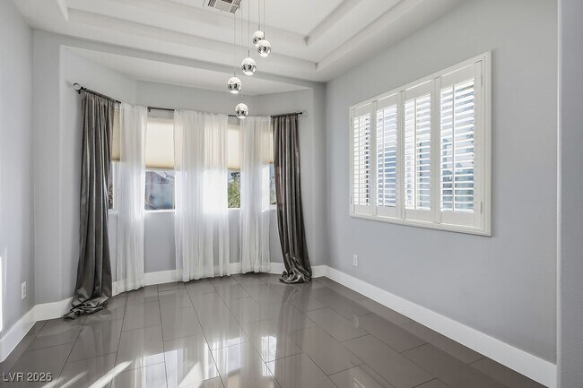 Building Photo - 5130 Amanda Ln