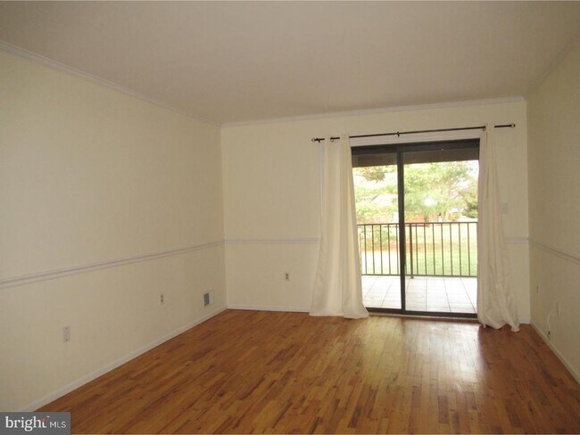 Building Photo - 30 Adele Ct