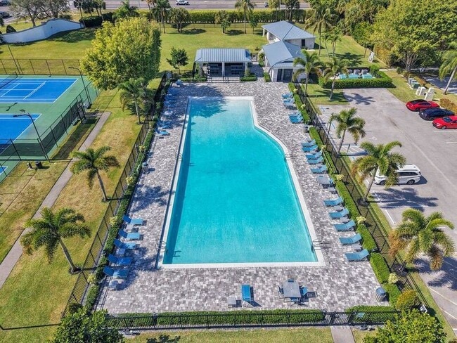 Building Photo - 19119 Winslow Terrace