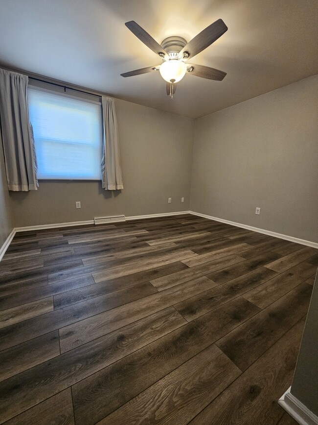 Building Photo - 3130 Bellshire Way