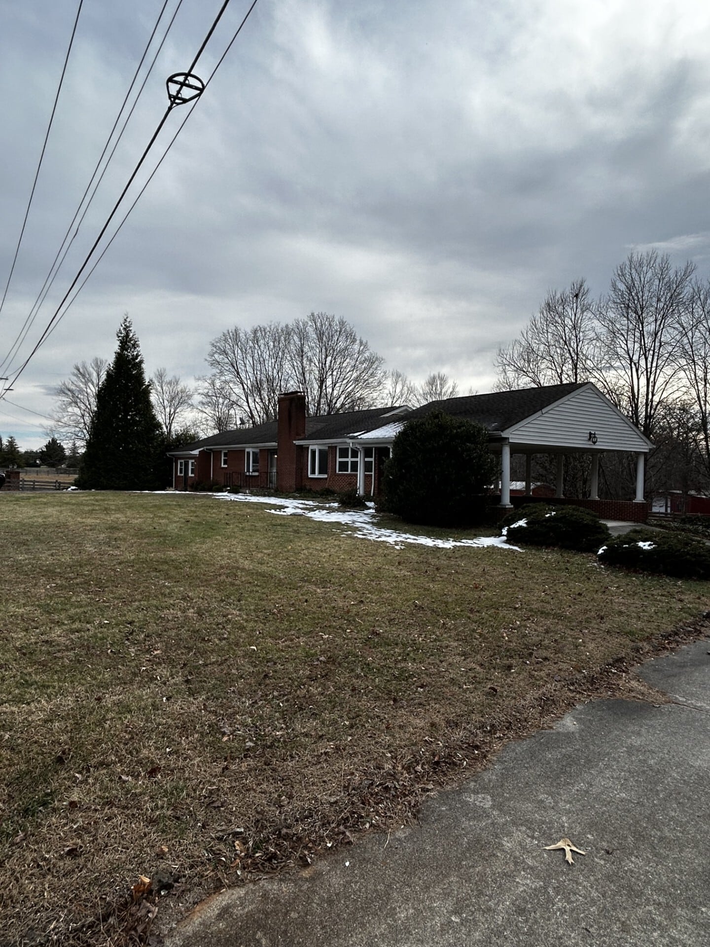 Building Photo - 6705 Everett Rd