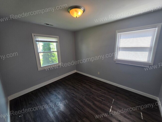 Building Photo - 7736 Beech Ave