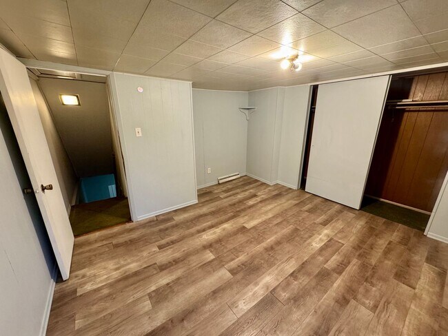 Building Photo - Spang Avenue