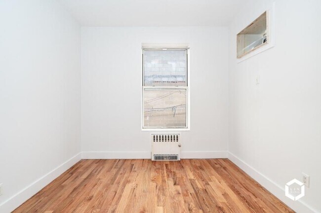 Building Photo - 3 bedroom in BROOKLYN NY 11218