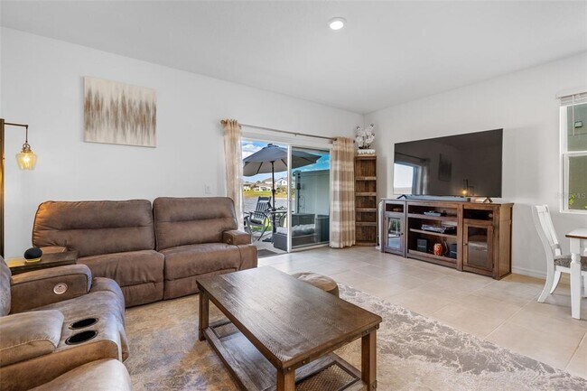Building Photo - 5734 Archipelago St