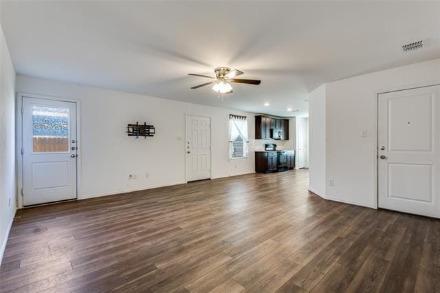 Building Photo - 742 Trestle Dr