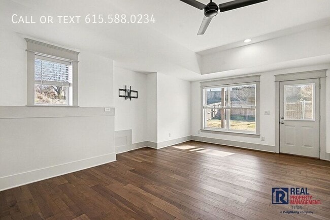 Building Photo - 124 8th Ave