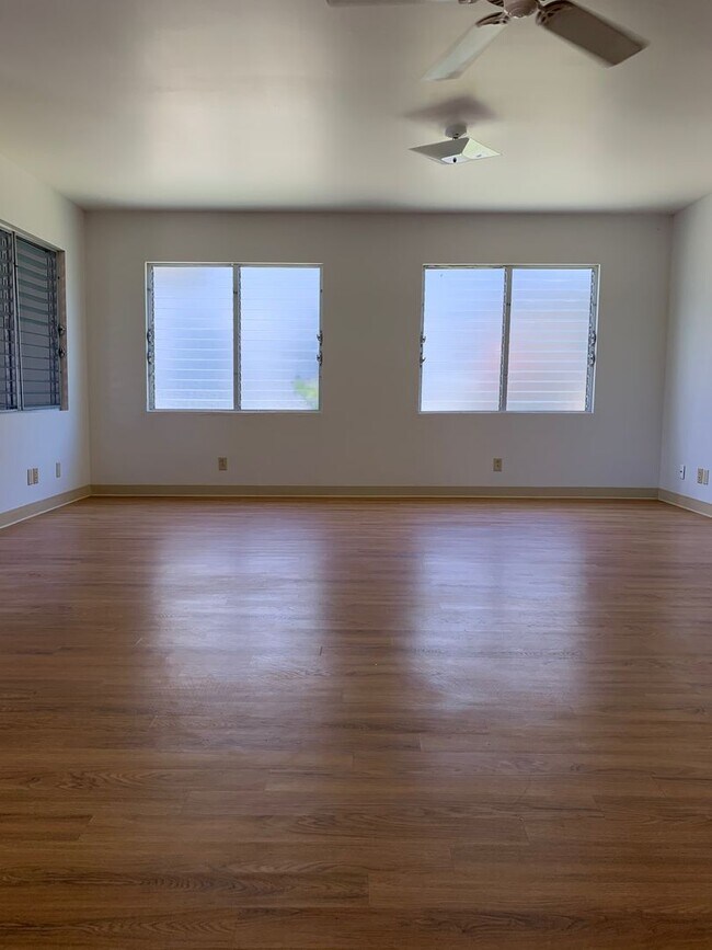 Building Photo - 1415A 7th Avenue