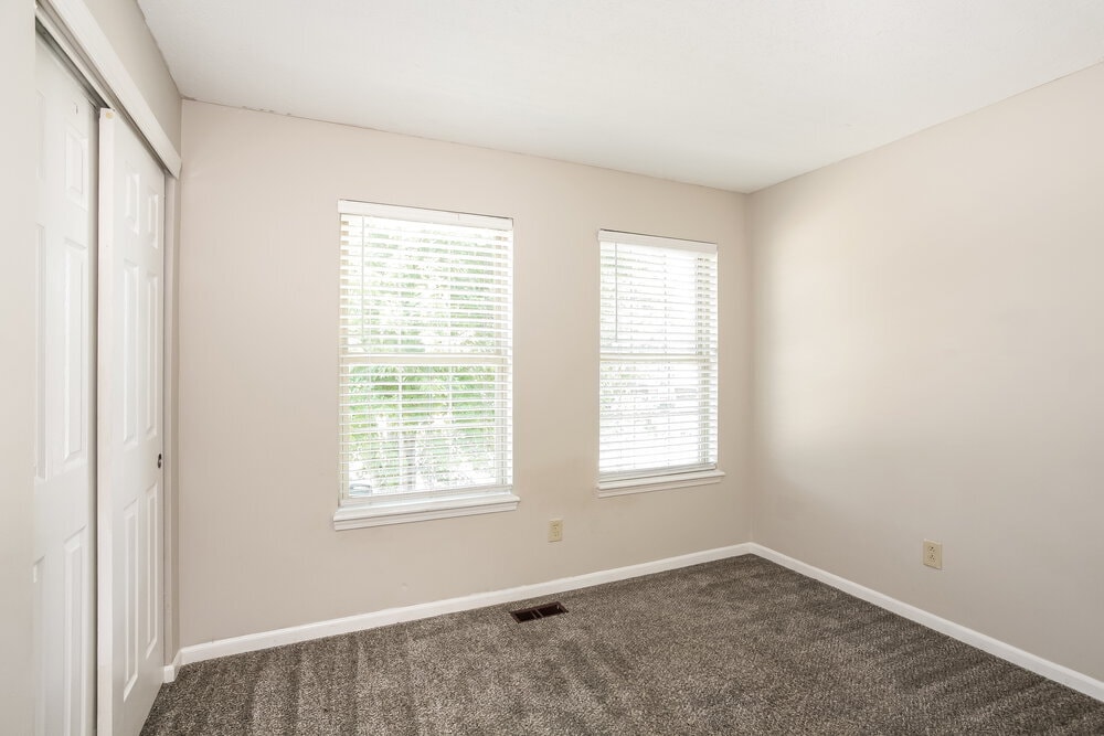 Building Photo - 5805 Tanager Ln