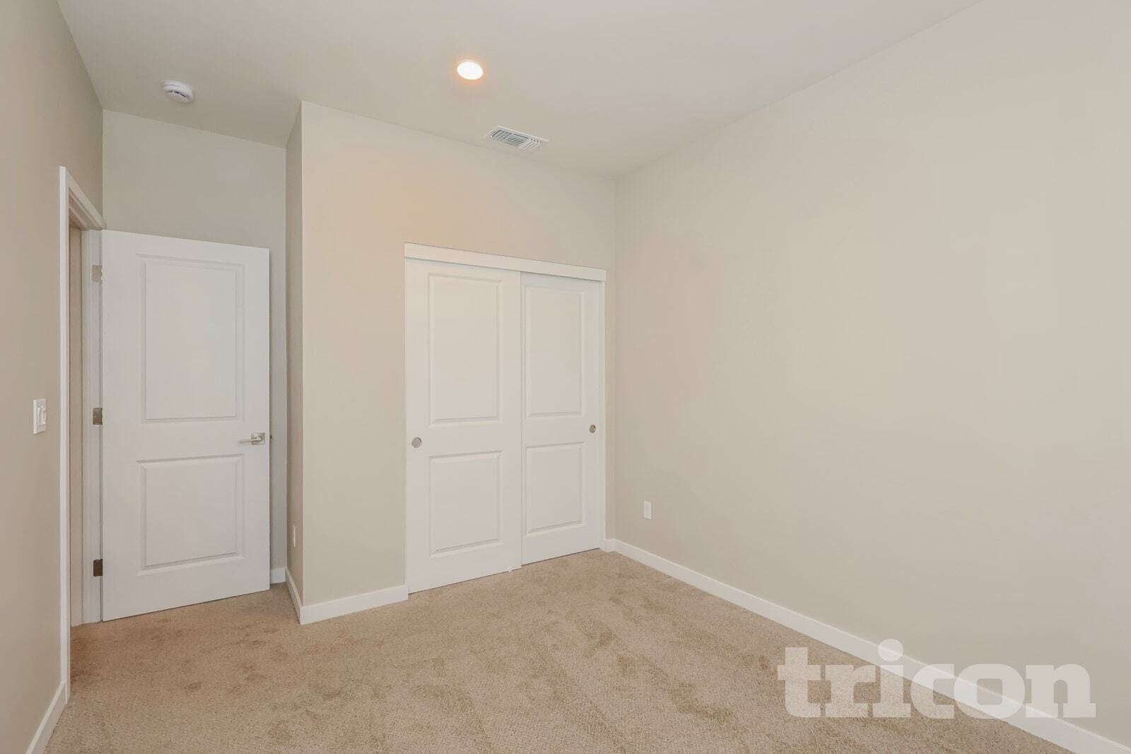 Building Photo - 10565 Vina Ct