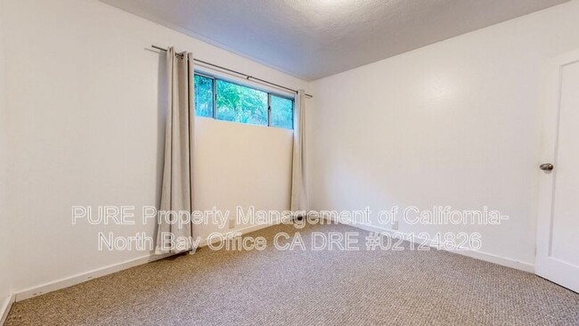 Building Photo - 3221 Acreage Ln