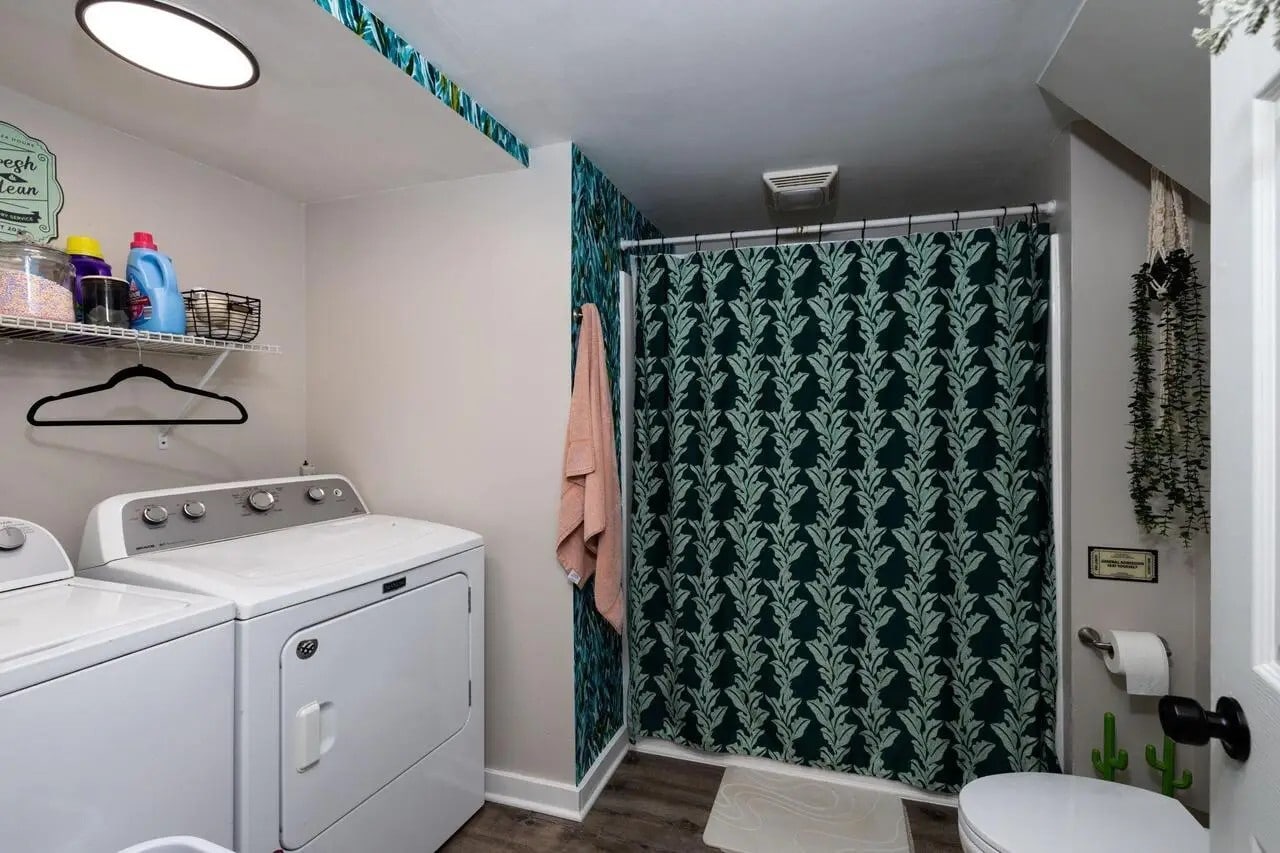 Building Photo - 1204 5th Ave S