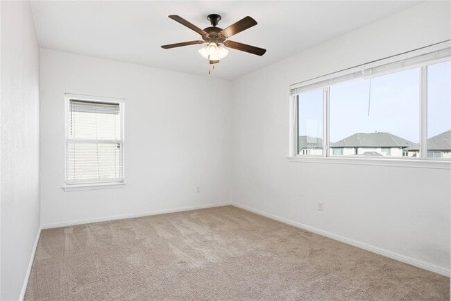 Building Photo - 607 Achilles St