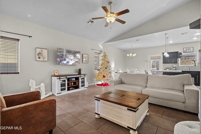 Building Photo - 14936 Tierra Haven Ave
