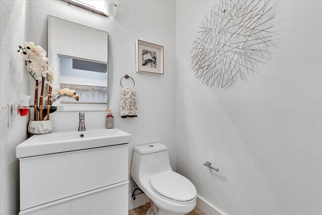 Building Photo - 773 SW 120th Ave