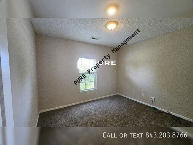 Building Photo - 227 Moon Dance Ln