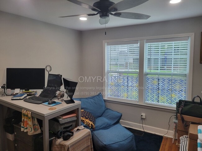Building Photo - Beautiful 3 Bedroom House in Atlanta!