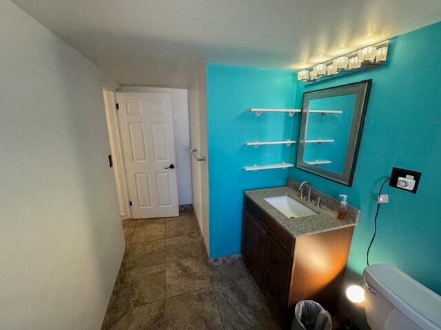 Building Photo - 1825 Mann St