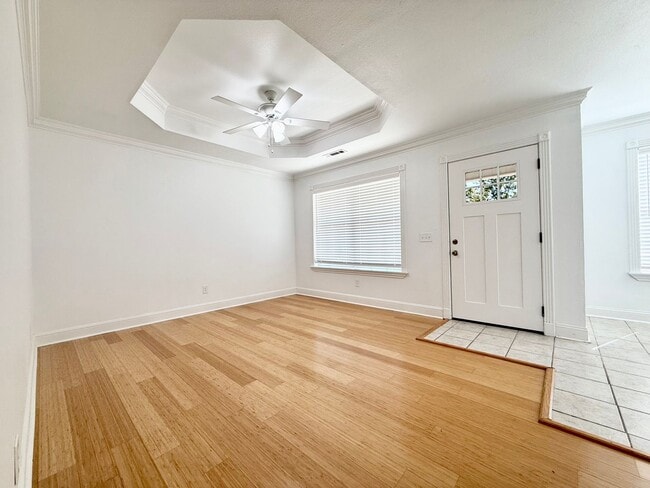 Building Photo - ***310 N. C Street***