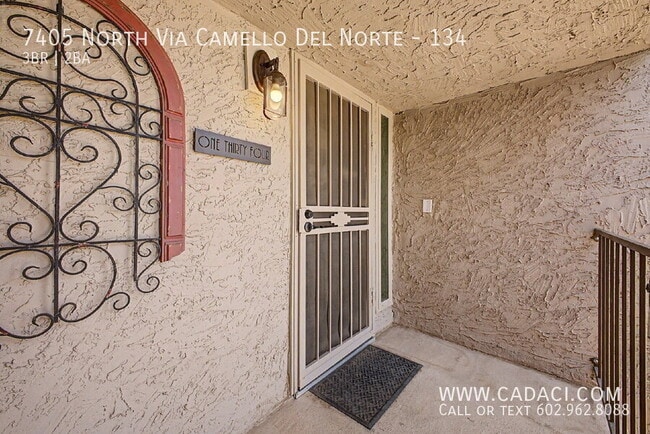 Building Photo - 7405 N Vía Camello Del Norte