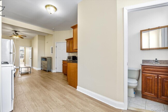 Building Photo - 60-19 54th St