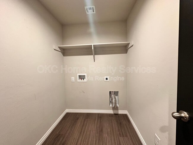 Building Photo - 4416 Colt Dr