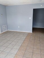 Building Photo - 5275 Kimberlin Ave