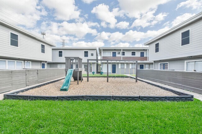 Building Photo - 8271 Stone St