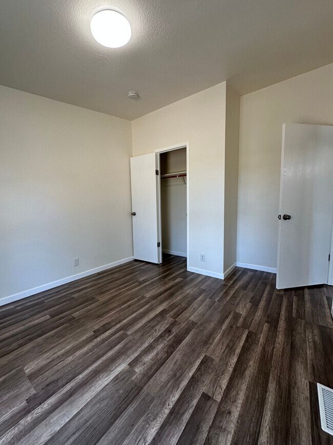 Building Photo - 14124 Marsha Way