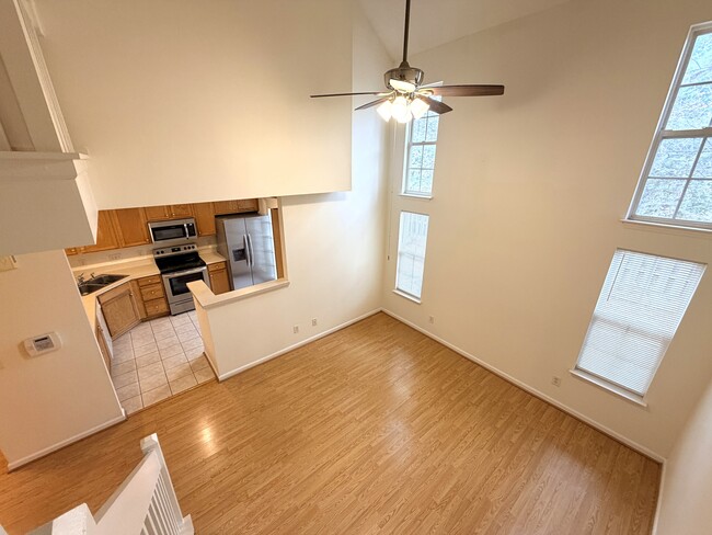 Building Photo - 5106 Bartholomew's Ln