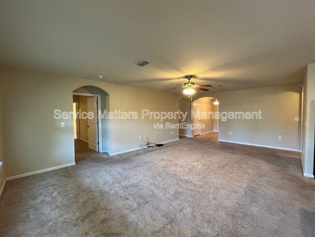 Building Photo - 4901 Spears St
