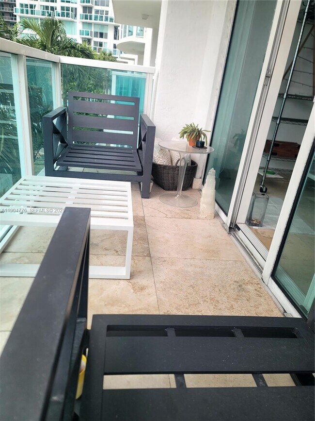 Building Photo - 31 SE 5th St