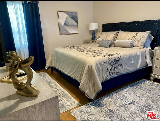 Building Photo - 5944 Irvine Ave