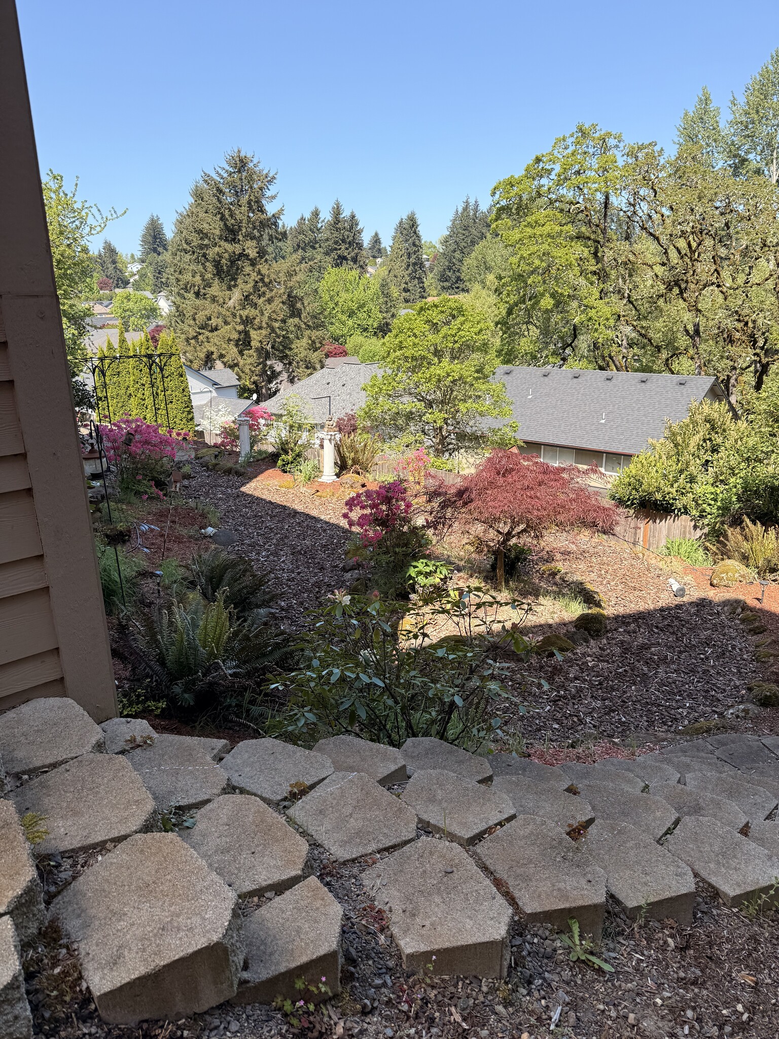 Building Photo - 449 La Cresta Dr SE