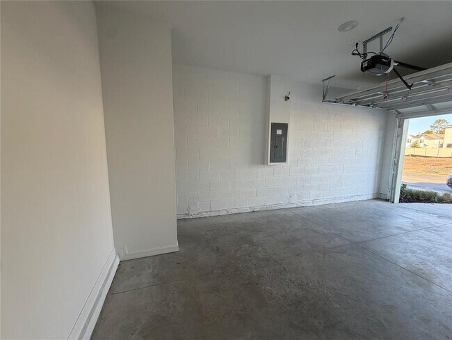 Building Photo - 17212 English Chestnut Wy