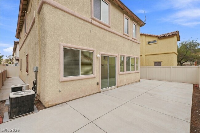 Building Photo - 1915 Sundown Canyon Dr