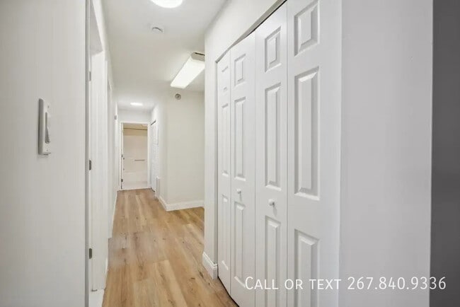 Building Photo - 200 College Park Dr