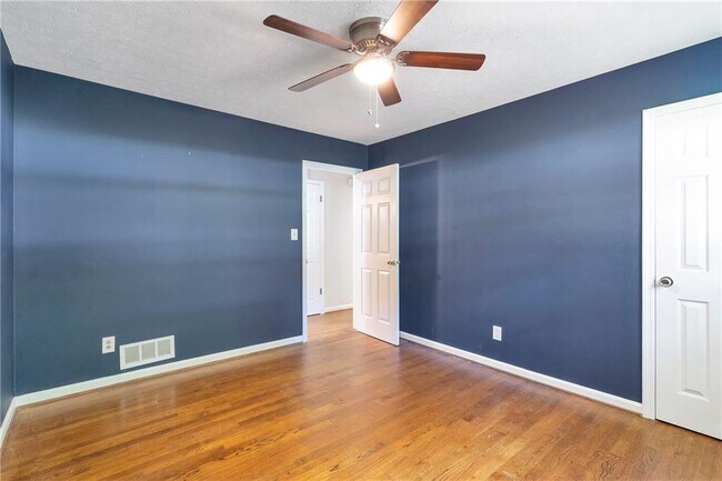 Building Photo - 2850 Templar Knight Dr