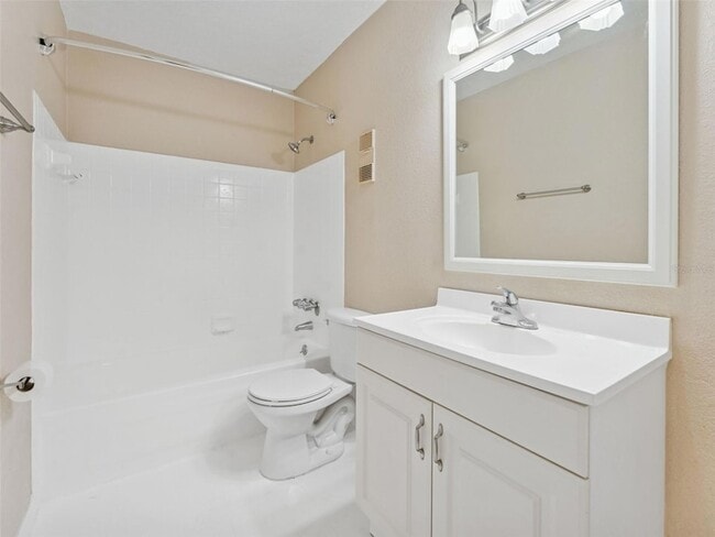 Building Photo - 13693 Orange Sunset Dr