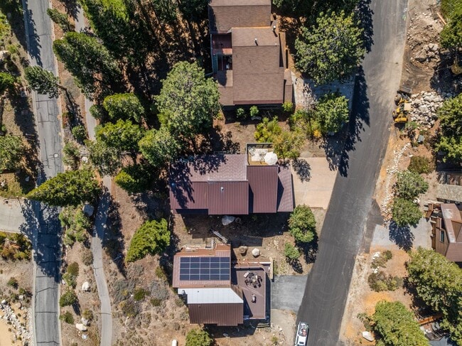 Building Photo - 283 Monterey Pine Rd