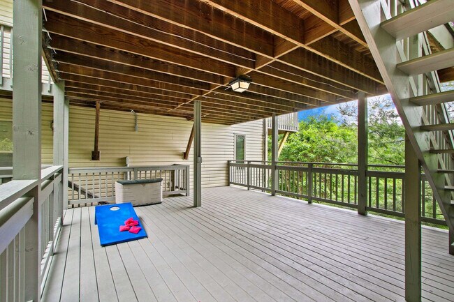 Building Photo - 121 W Blueberry Ln