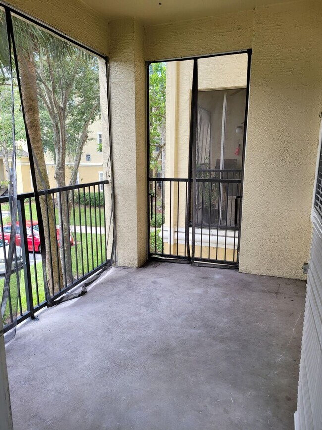 Building Photo - Madison at MetroWest- TPPM RENTAL ONLY