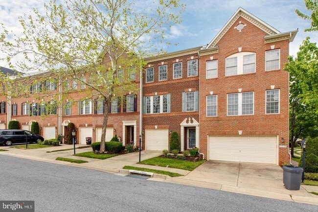Building Photo - 11013 Apple Orchard Ct