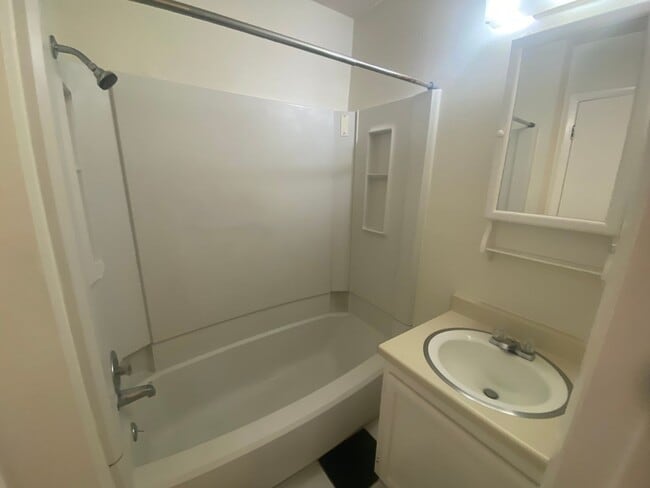 Building Photo - 5302 Avenue G