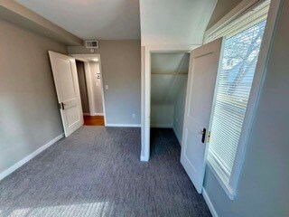 Building Photo - 503 S Pine St