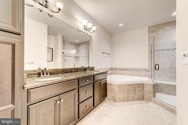 Building Photo - 705 River Mist Dr